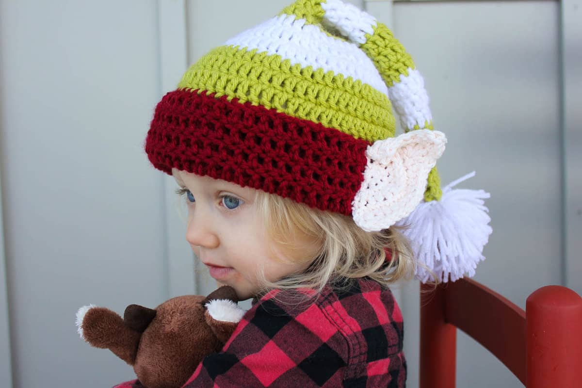 Santa&#39;s Helper Free Crochet Elf Hat Pattern (With Ears!)