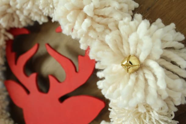 Super Easy DIY Christmas Wreath Tutorial (With Pom Poms!)