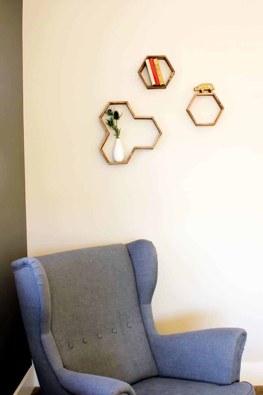 Popsicle Stick Hexagon Shelf -- Easy DIY Wall Art