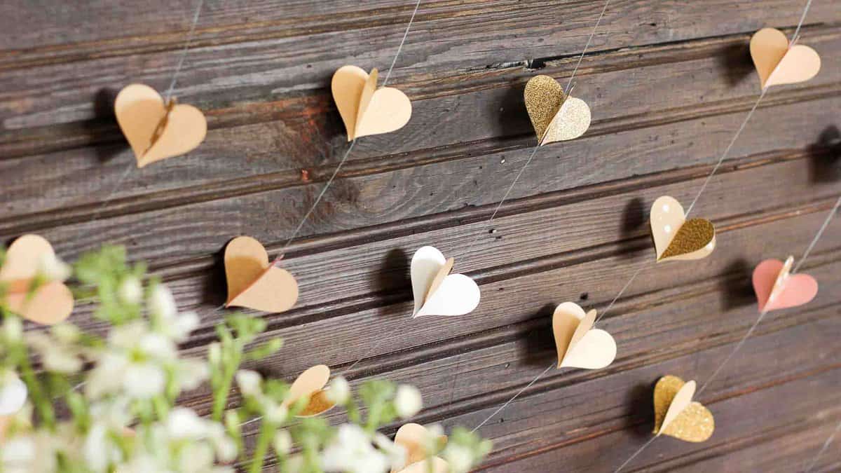 Diy Paper Heart Garland Wedding Photo Booth Backdrop