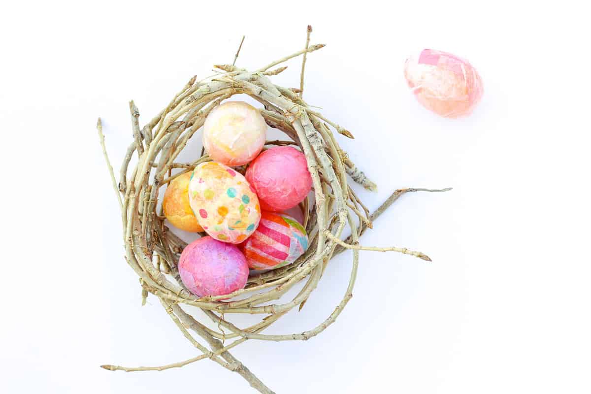 No one will ever guess your stylish, textured DIY Easter decorations were once cheap plastic eggs. These DIY Easter eggs are an inexpensive addition to your Spring decor! Click for this easy tutorial. | MakeAndDoCrew.com