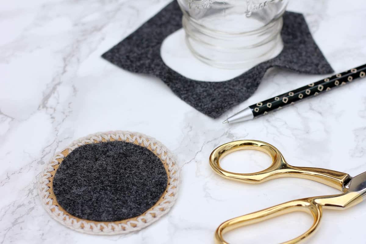 These DIY leather coasters with crochet edging can be made in less than an hour and make a perfect DIY gift for him. Make them for Christmas, Father's Day or just for yourself! #SToKCoffee #cbias #ad