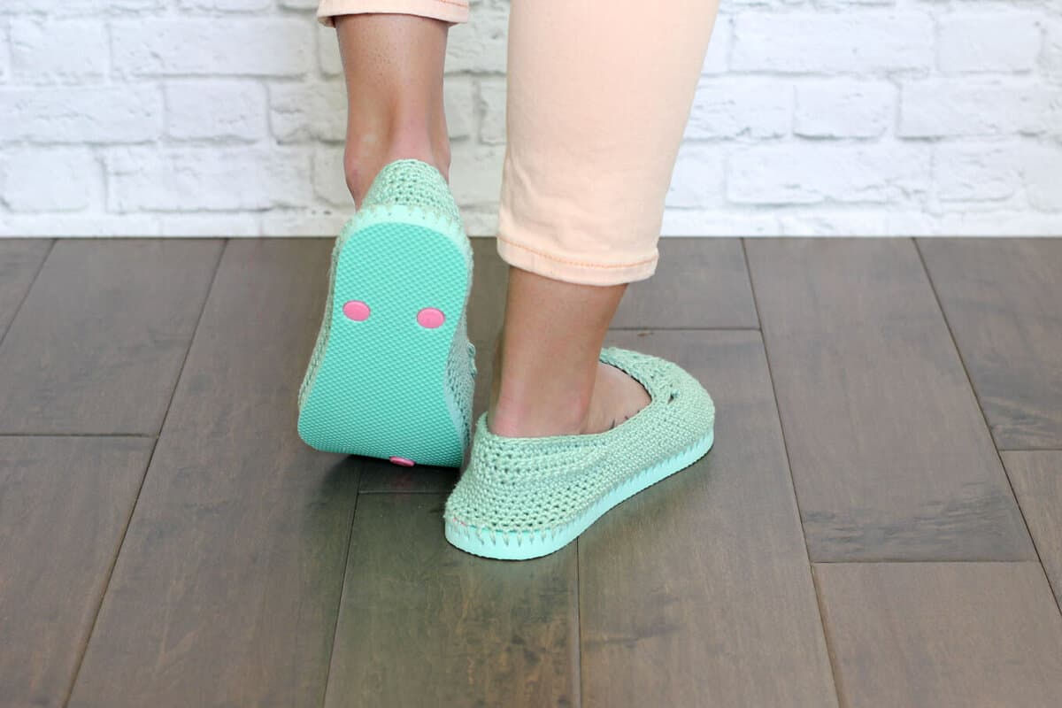 Turn cheap flip flops into crochet slippers or shoes for summer in this free crochet pattern using Lion Brand 24/7 Cotton in "Mint."