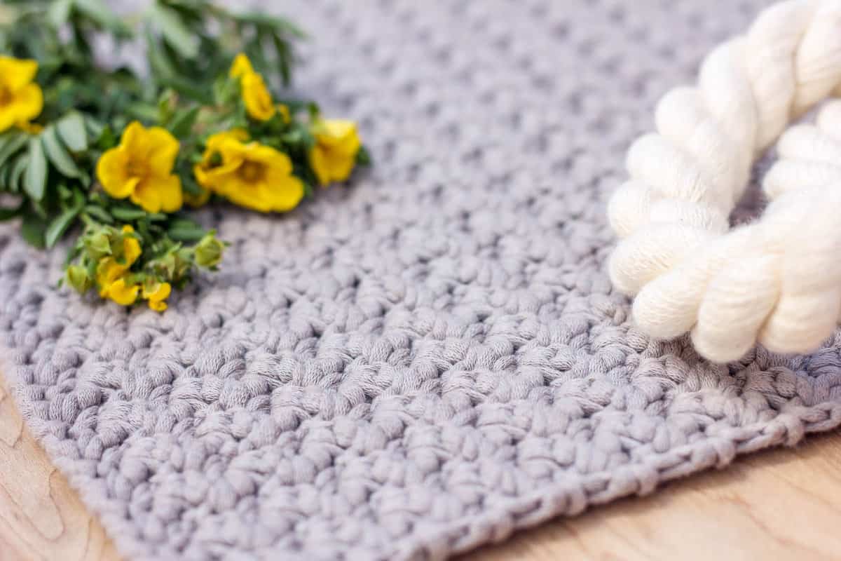 This beginner-friendly video tutorial shows you how to crochet the Suzette stitch, which is used my my free crochet tote bag pattern. This stitch is very simple, but creates an interesting, sophisticated texture. 