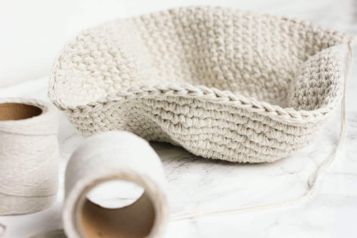 Over 25 Easy Crochet Patterns for Beginners {FREE} - A BOX OF TWINE