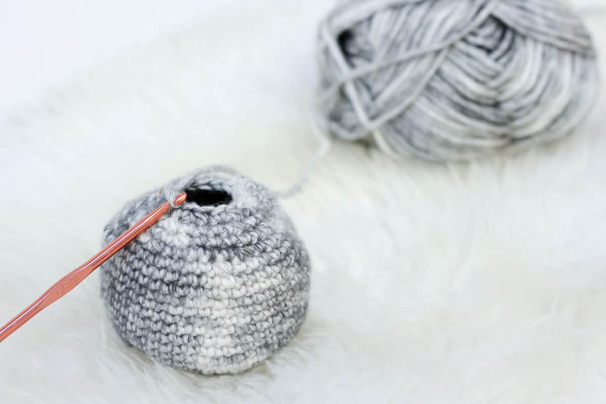 Make this free crochet lovey pattern for your favorite little marsupial. The amigurumi koala lovey pattern works up quickly using only one skein and some scrap yarn, which makes it a perfect baby shower gift idea. Amigurumi koala pattern. 