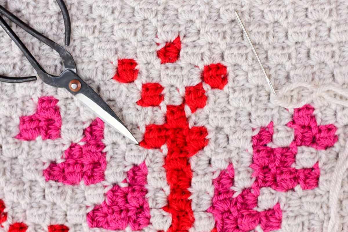 How to finish corner to corner (c2c) crochet patterns. 