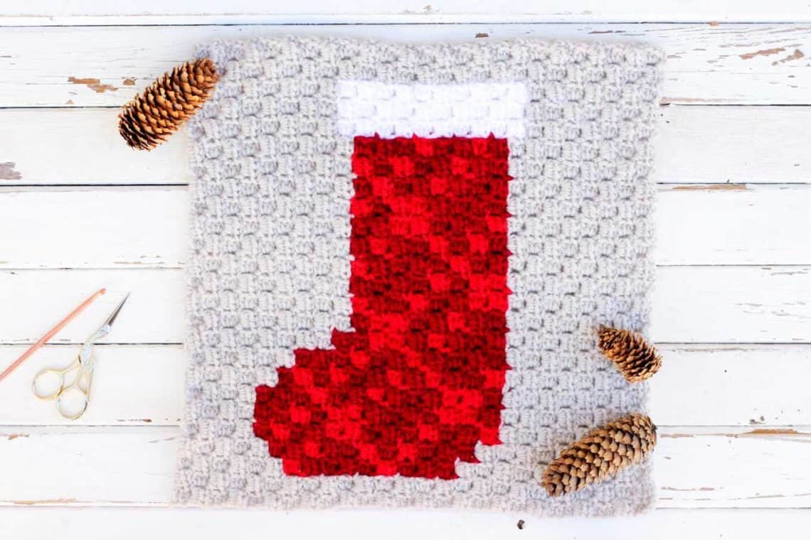 This is square #8 of 9 in my c2c Christmas afghan series. Make this modern Christmas stocking block as a merry throw pillow for the holiday season, or add it to your own winter graphgan. Click to download the free, printable crochet pattern.