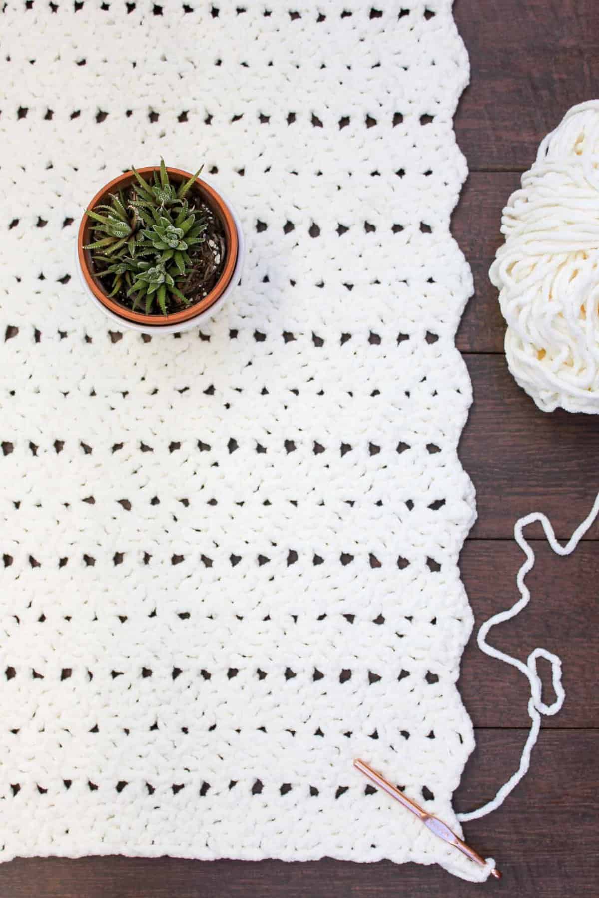 Ombre Yarn Crochet Baby Blanket - Crafting Each Day