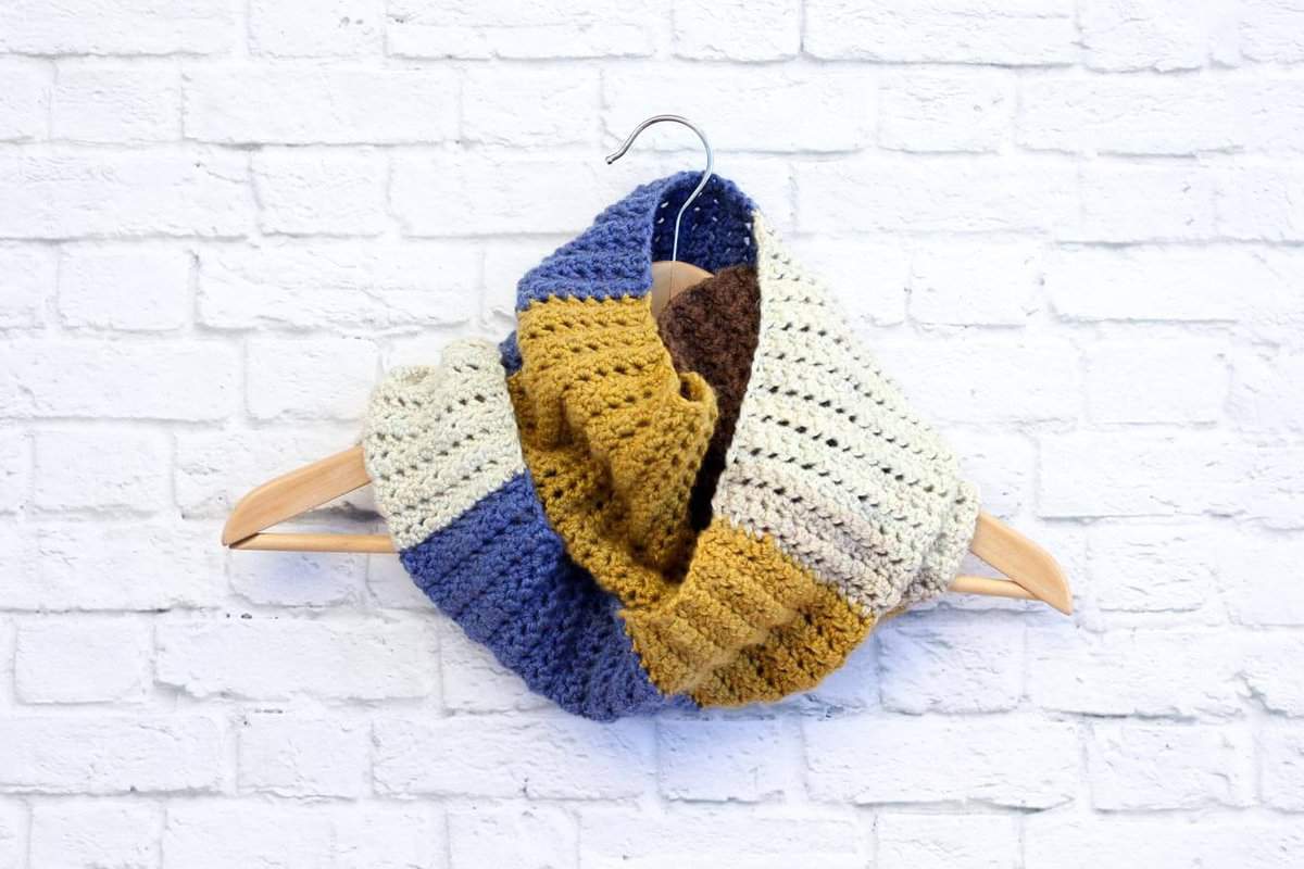 Winter Blush Beanie & Scarf - Easy Free Crochet Pattern Perfect