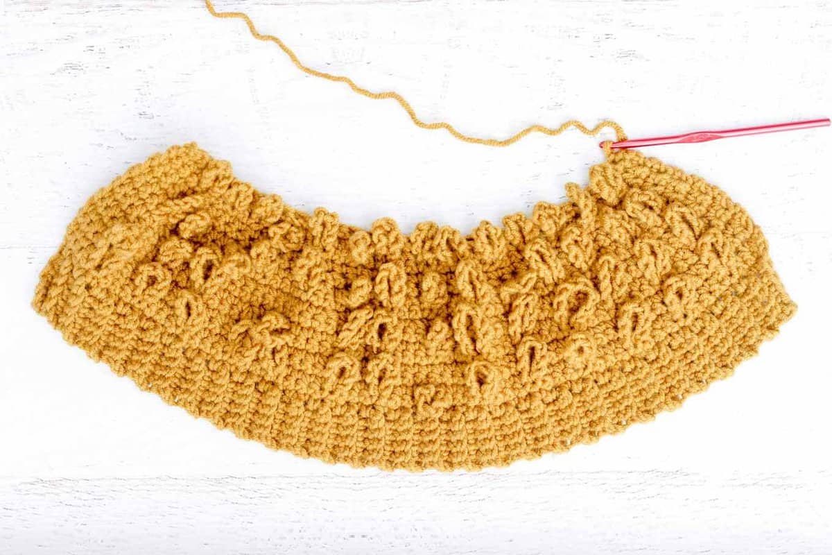 cabled-crochet-bun-beanie-free-pattern-2