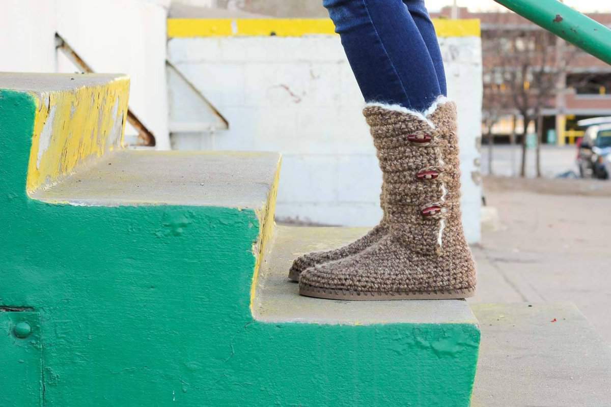 Crochet store ugg boots