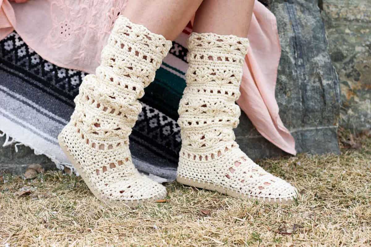 Wow! Whether you're headed to Coachella or you're local concert in the park, this crochet boots pattern for adults will complete your boho-inspired outfits all season long! Made with Lion Brand 24/7 Cotton in Ecru.