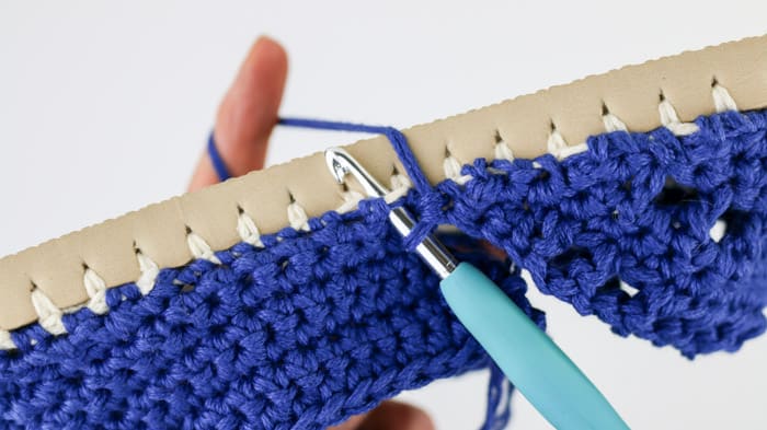 How to crochet summer shoes or slippers with Lion Brand 24/7 Cotton yarn. 