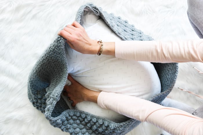 How to stuff a crochet or knit pouf (or bean bag) with plastic bags, newspaper, pillows or stuffing.