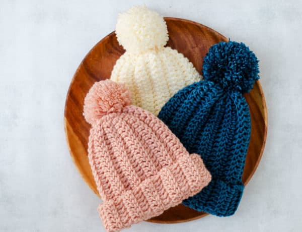 Very easy free crochet beanie pattern made from a rectangle in kids and adult sizes.