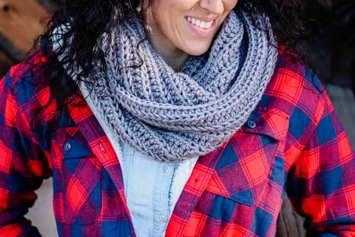 Ribbed Knit-Look Cowl