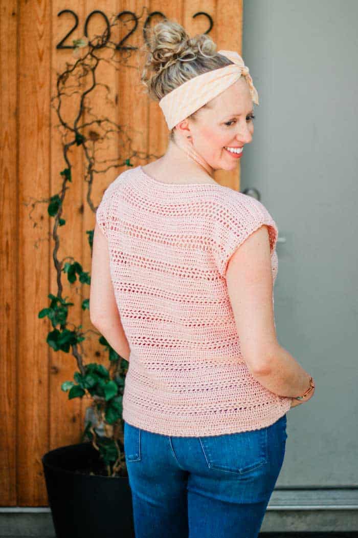 Easy beginner short-sleeved crochet top pattern, perfect for spring and summer. Free pattern featuring Lion Brand Beautiful You.