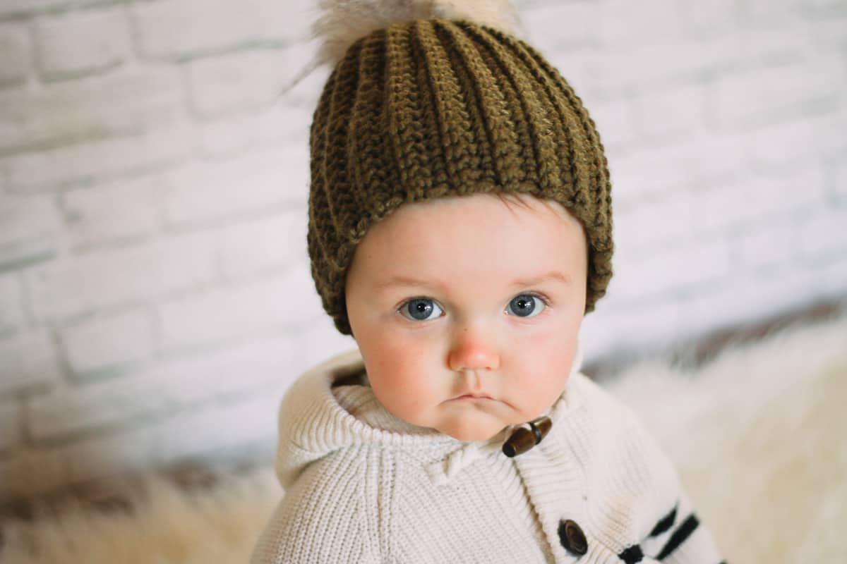 Easy crochet baby online hat pattern