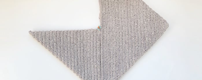 How to crochet a market bag from a basic folded rectangle