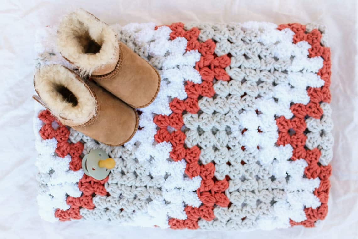 free crochet pattern for baby clogs