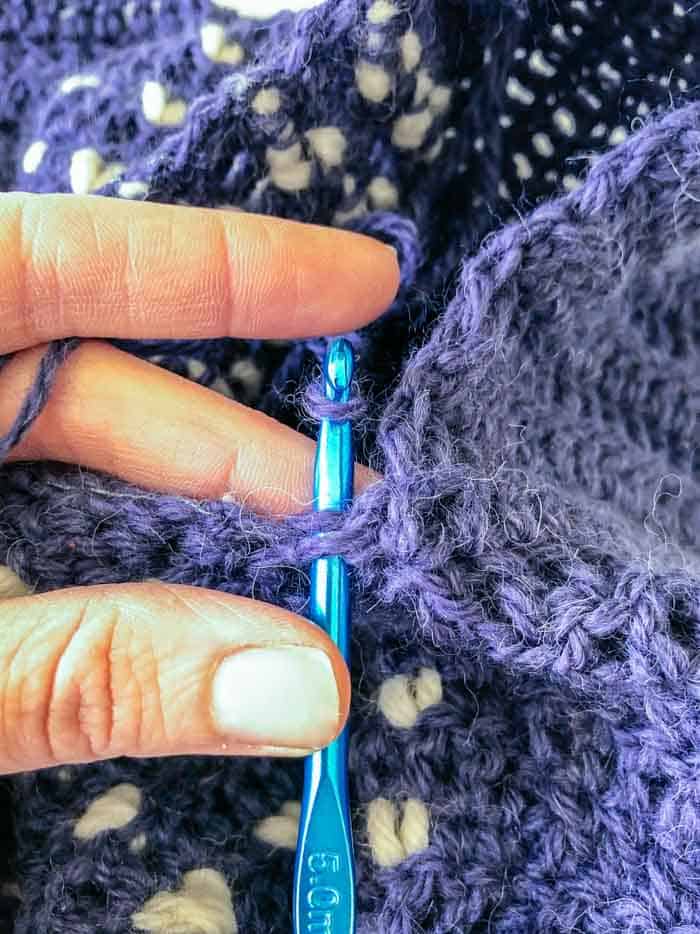 Tutorial showing how to crochet a tapestry crochet sweater.