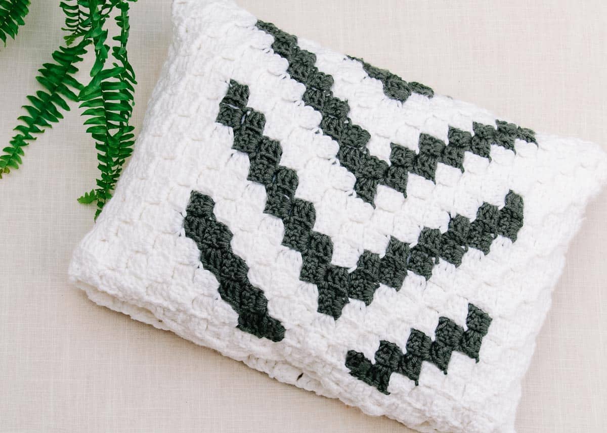 Corner-to-Corner Cushion Cover for Blanket Storage