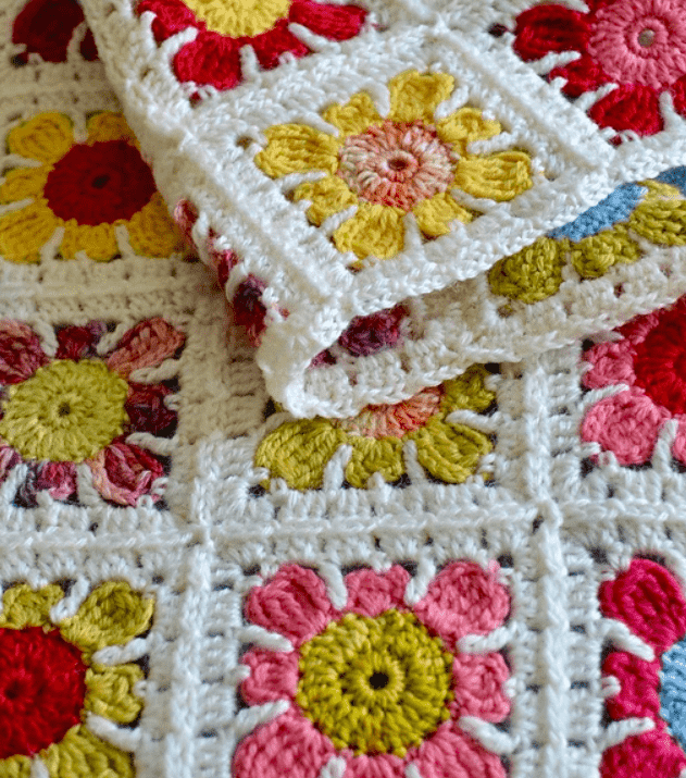 Ravelry: Classic Granny Square pattern by Purl Soho