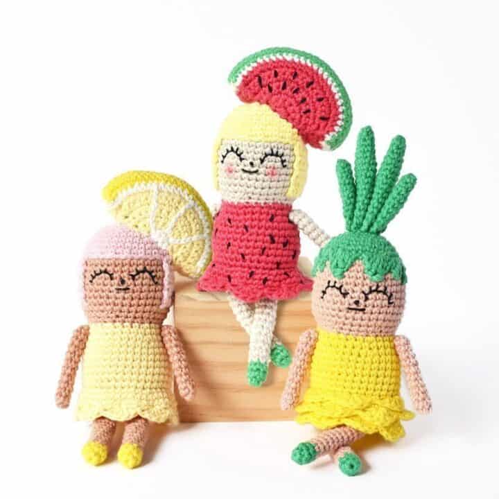 Three fruit amigurumi doll patterns.