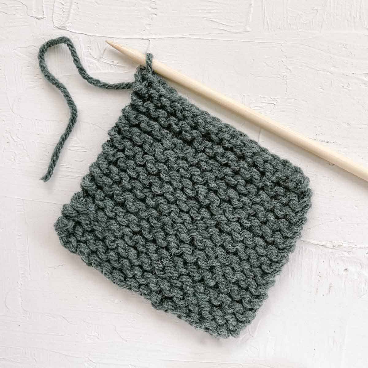 How to BIND OFF Knitting for Total Beginners 