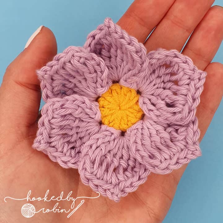Crochet Flowers Pattern Book: A Collection of Crochet Flower Patterns,  Including Tips and Tricks for Designing Your Own Flower Patterns With   Beginners and Experienced Crocheters Alike by Rl Kotob
