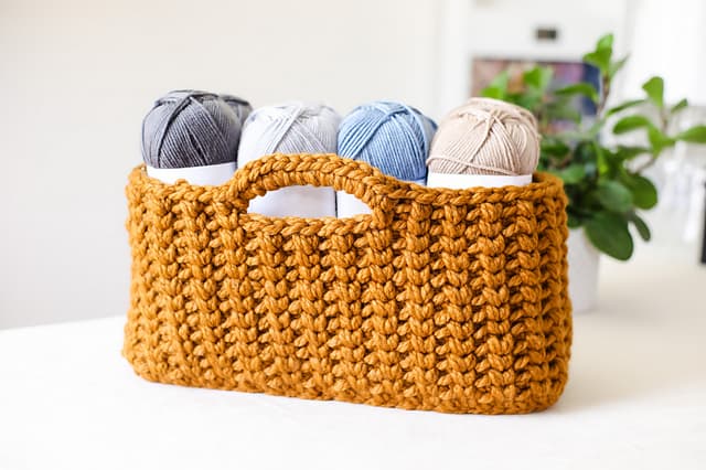 How to make a chunky yarn basket, woven yarn basket