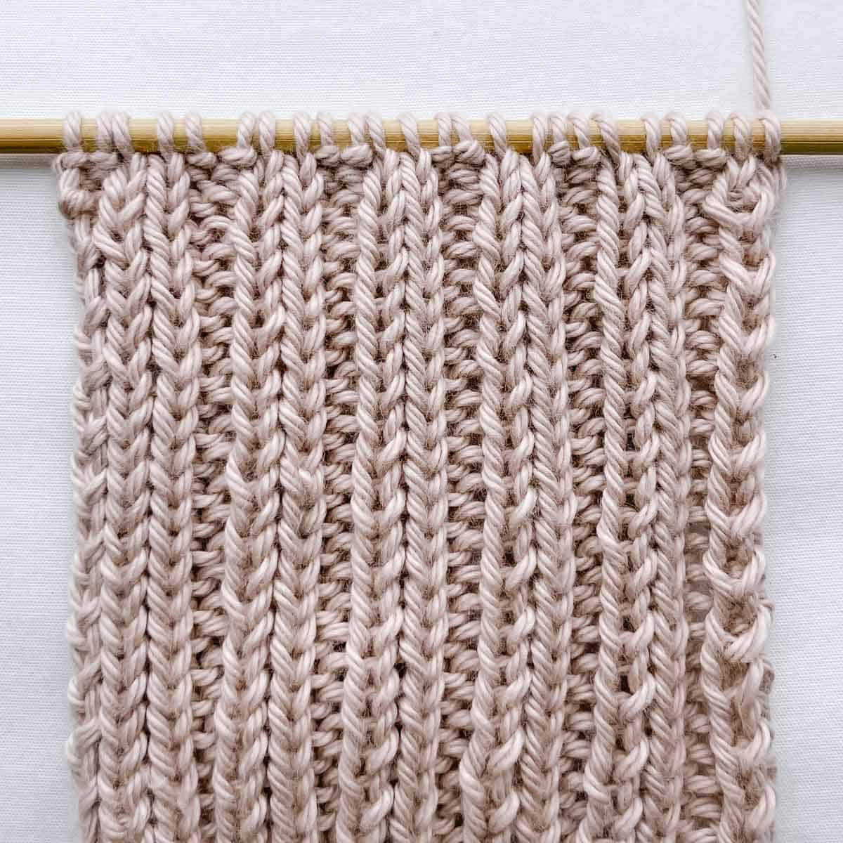 2 knit stitches x 2 purl stitches (2x2) ribbing.