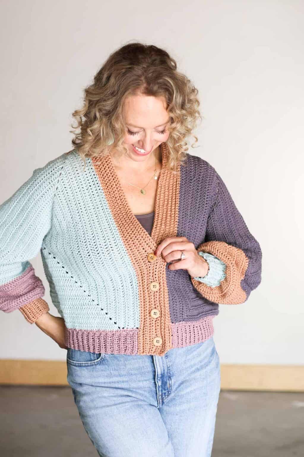 Camil Crochet Cardi Green